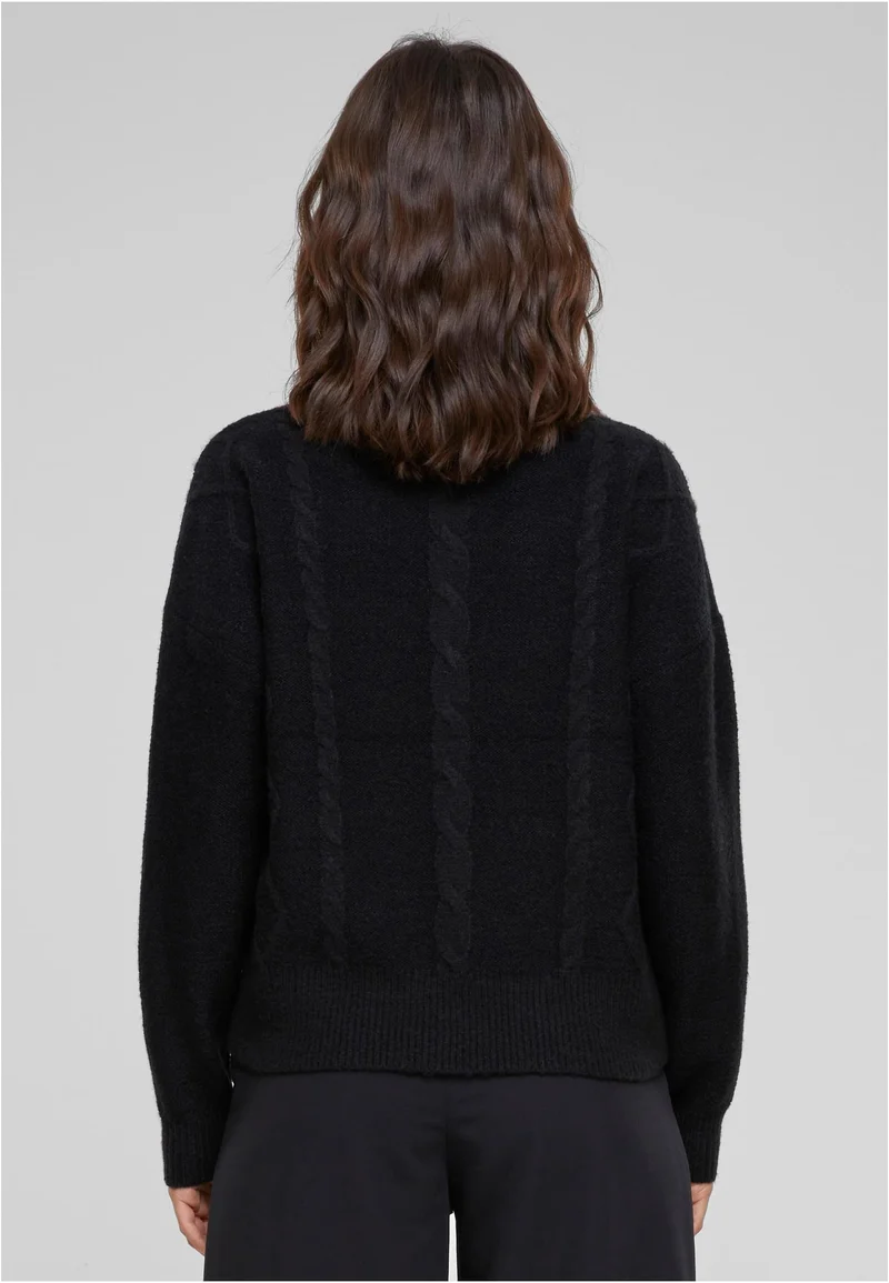 UC Cabel Knit Sweater
