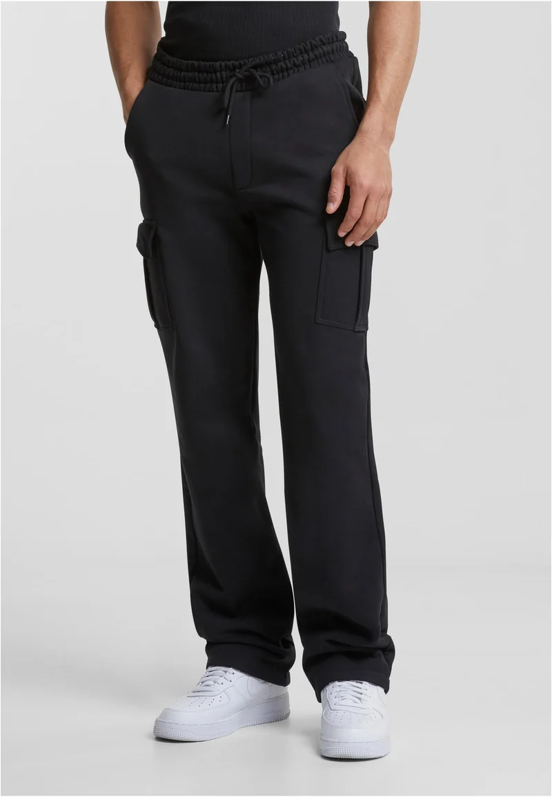 UC Heavy Straight Leg Cargo Sweatpants