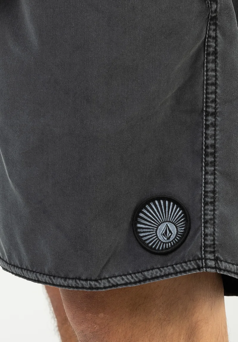 Center Trunk 17''