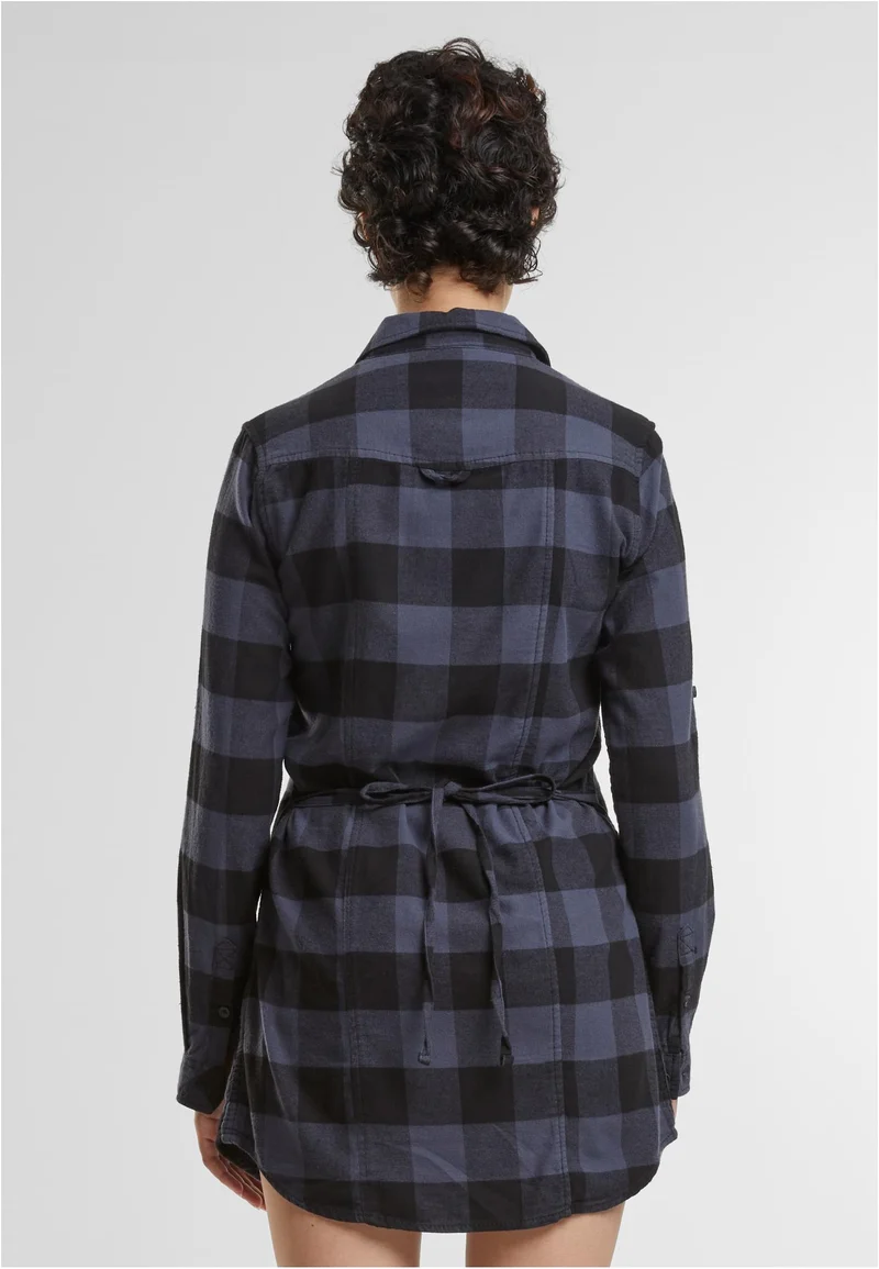B Longshirt Lucy