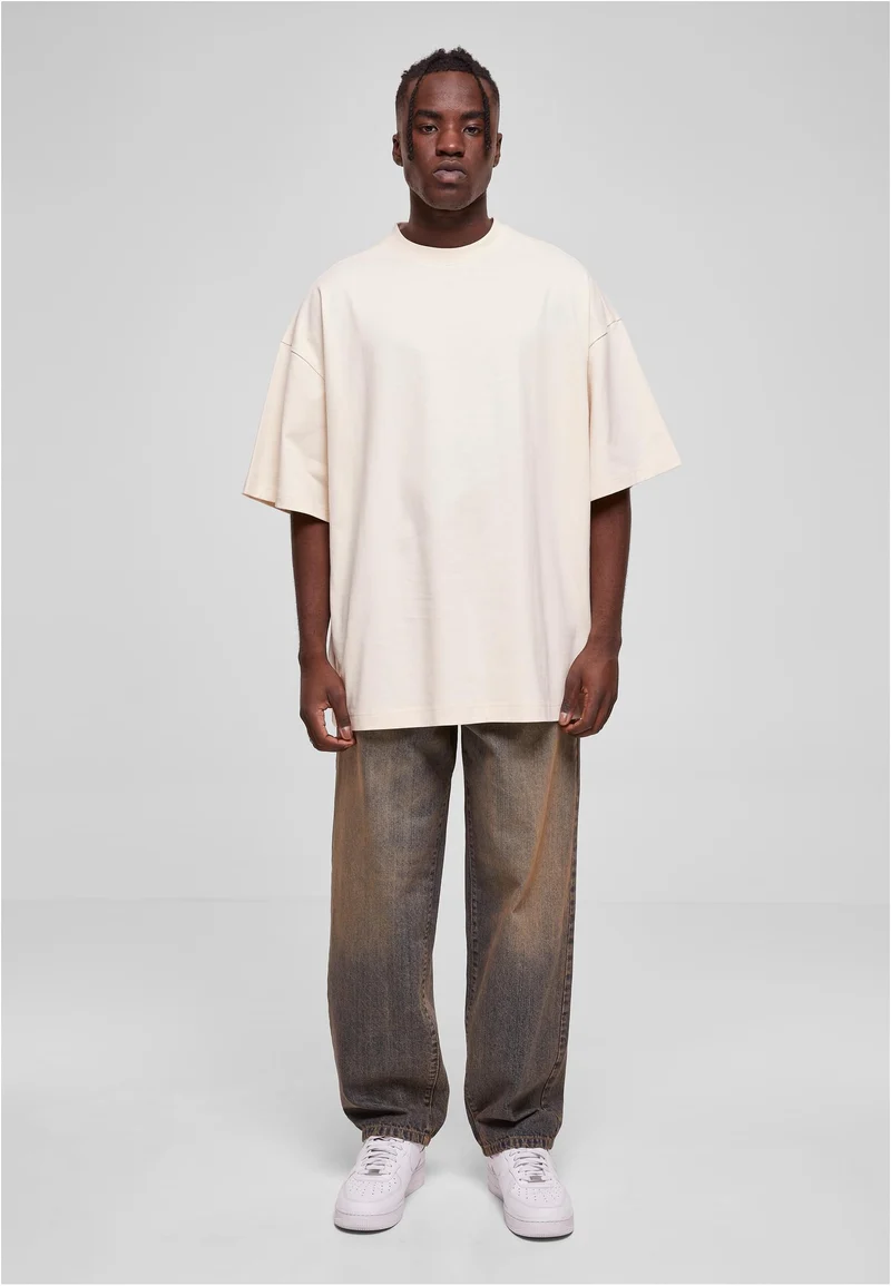 UC Huge Tee