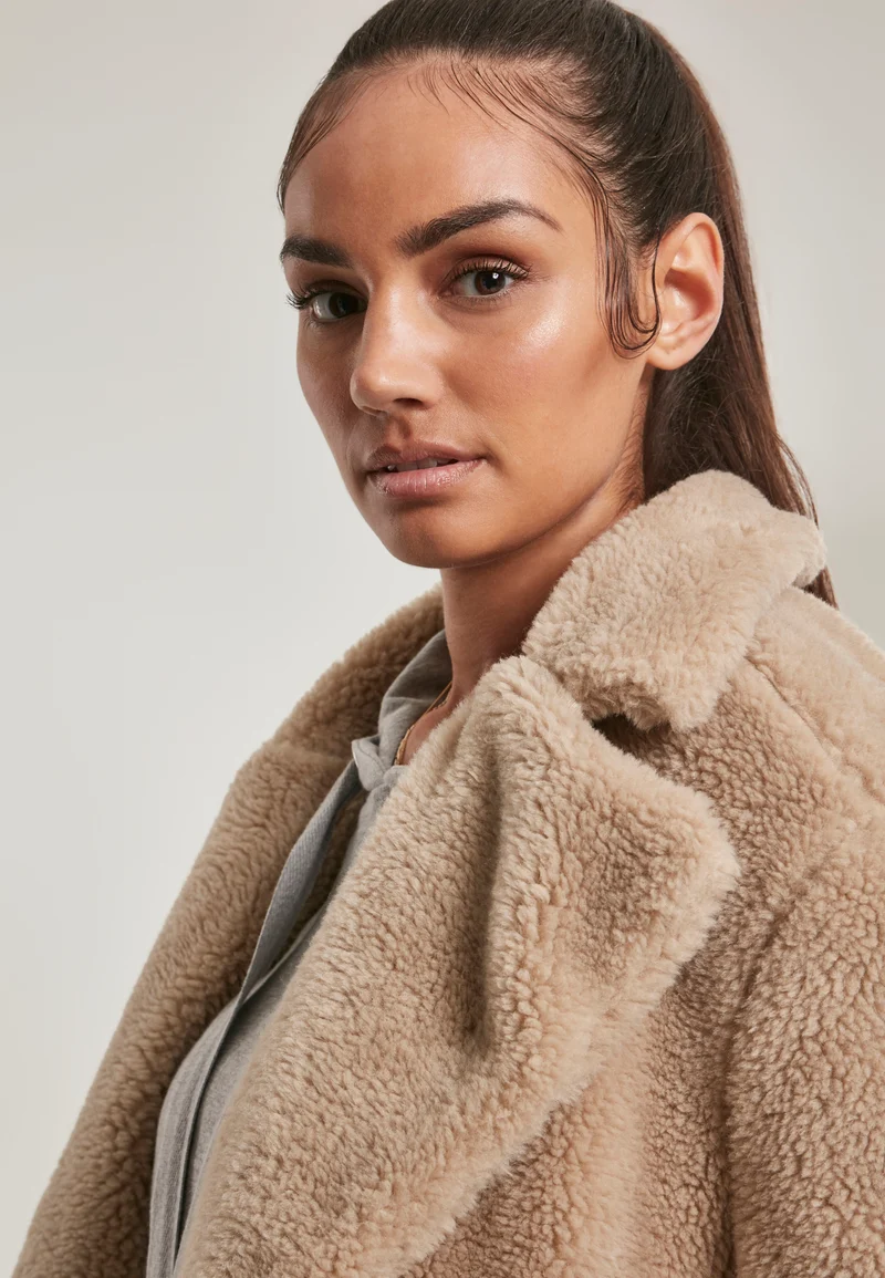 UC Oversized Sherpa Coat