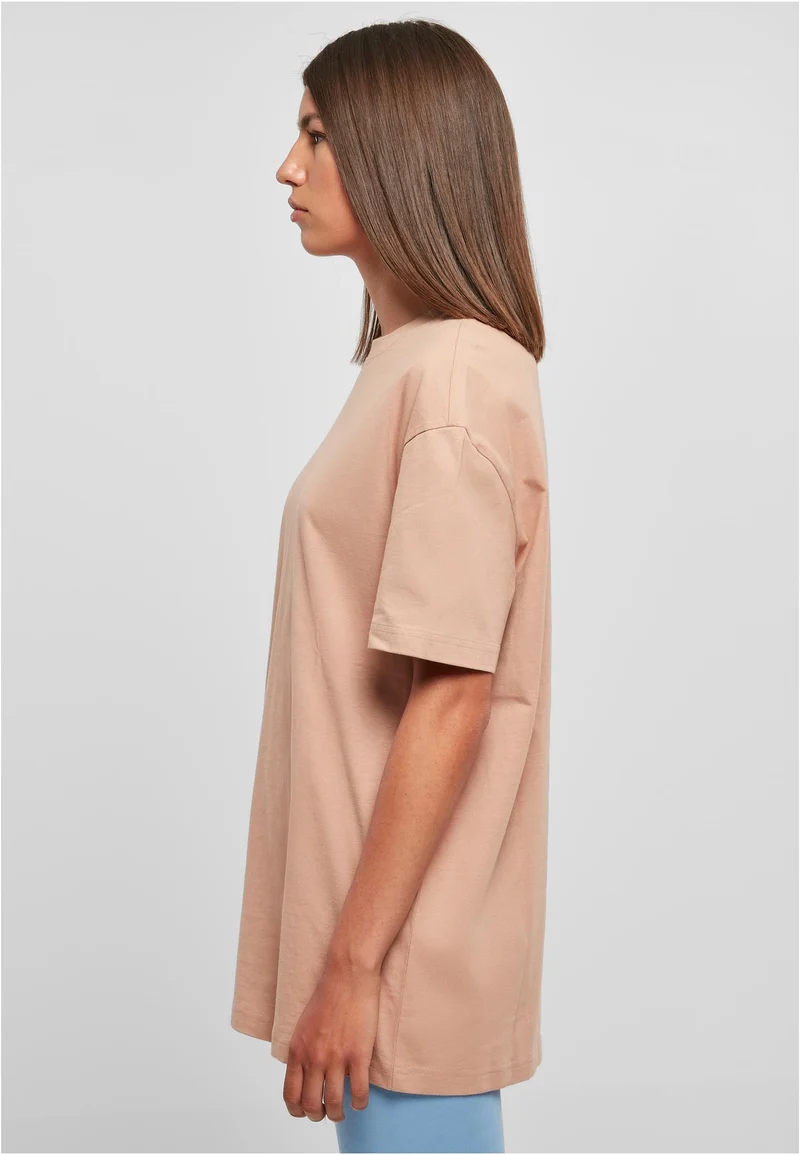 UC Oversized Boyfriend Tee