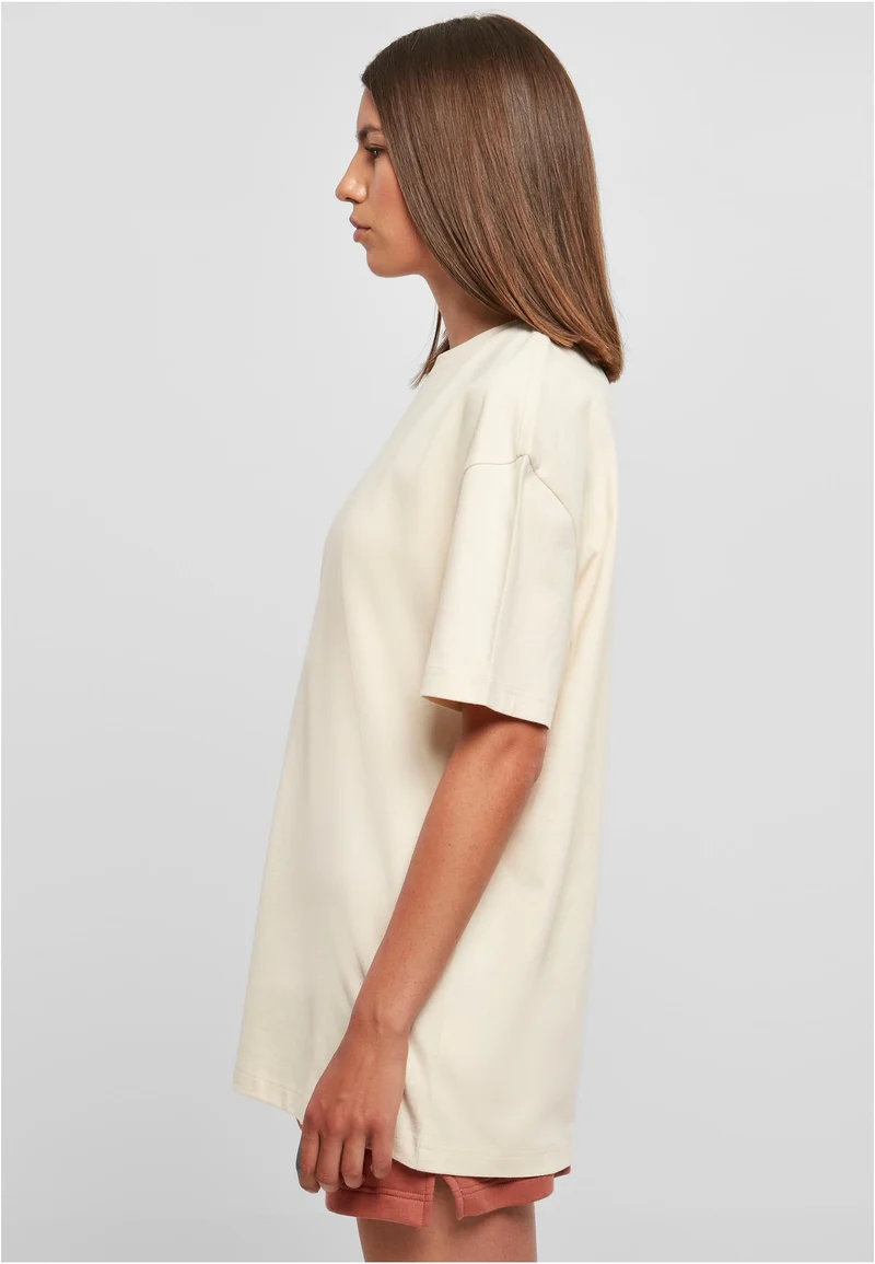 UC Oversized Boyfriend Tee