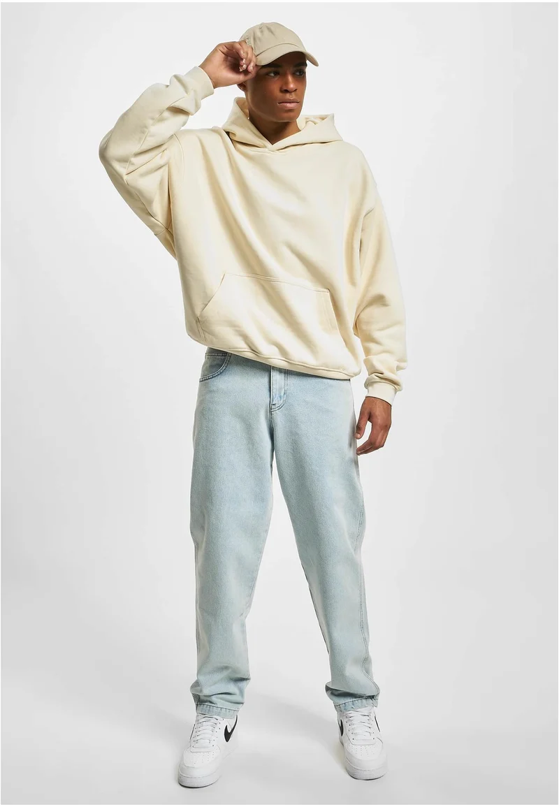 DEF Tapered Loose Fit Denim