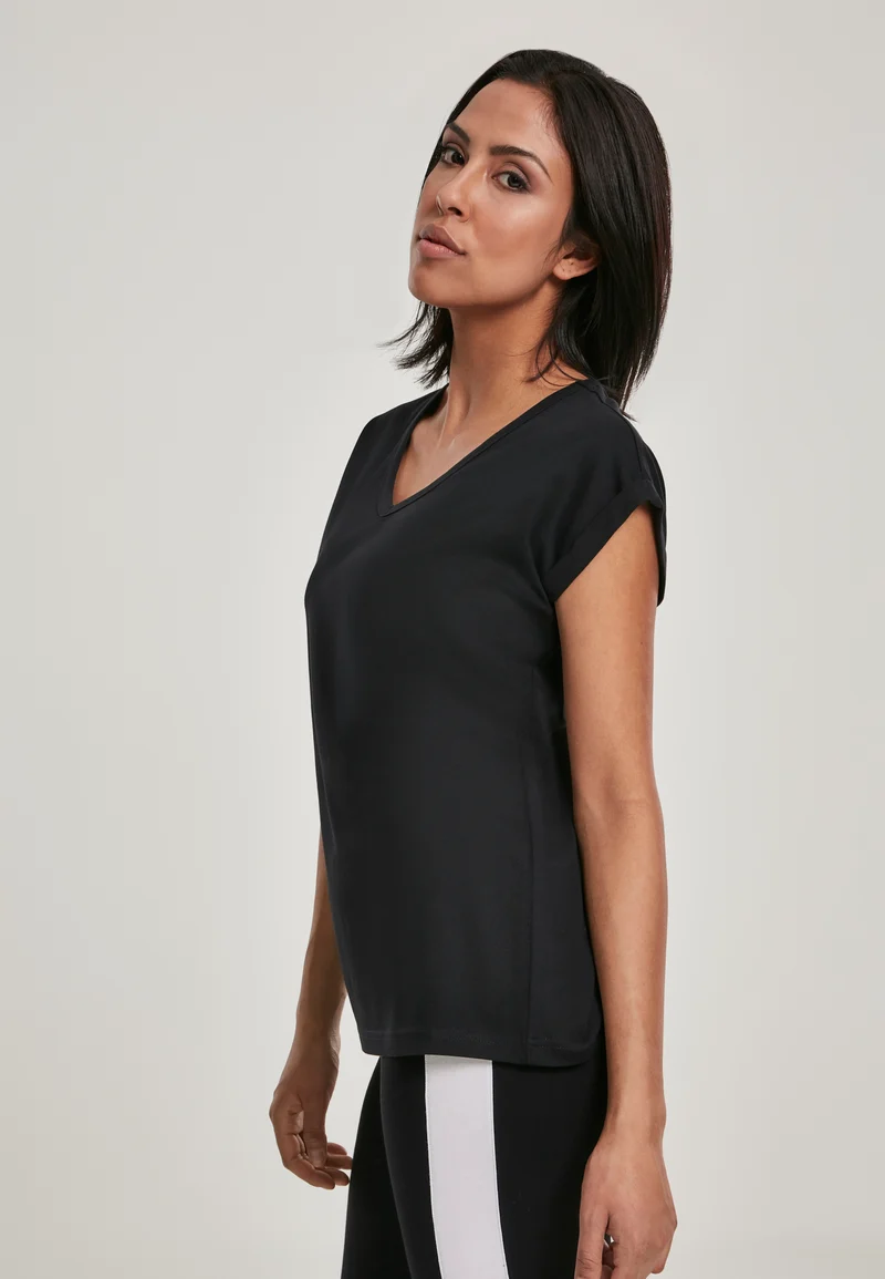 UC Round V-Neck Extended Shoulder Tee