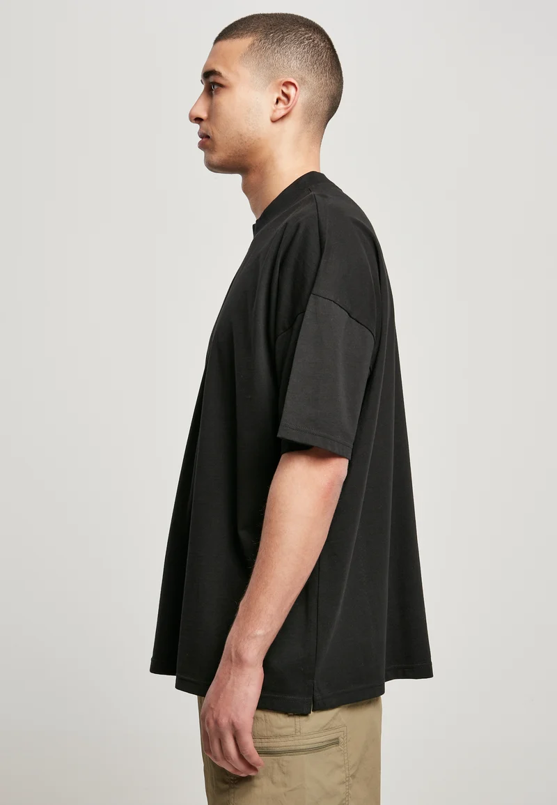 UC Oversized Mock Neck Tee