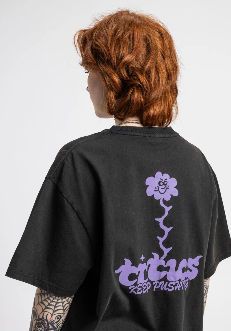 Angry Flower wmn