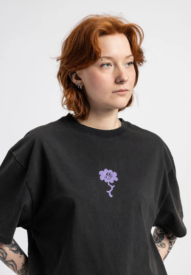 Angry Flower wmn