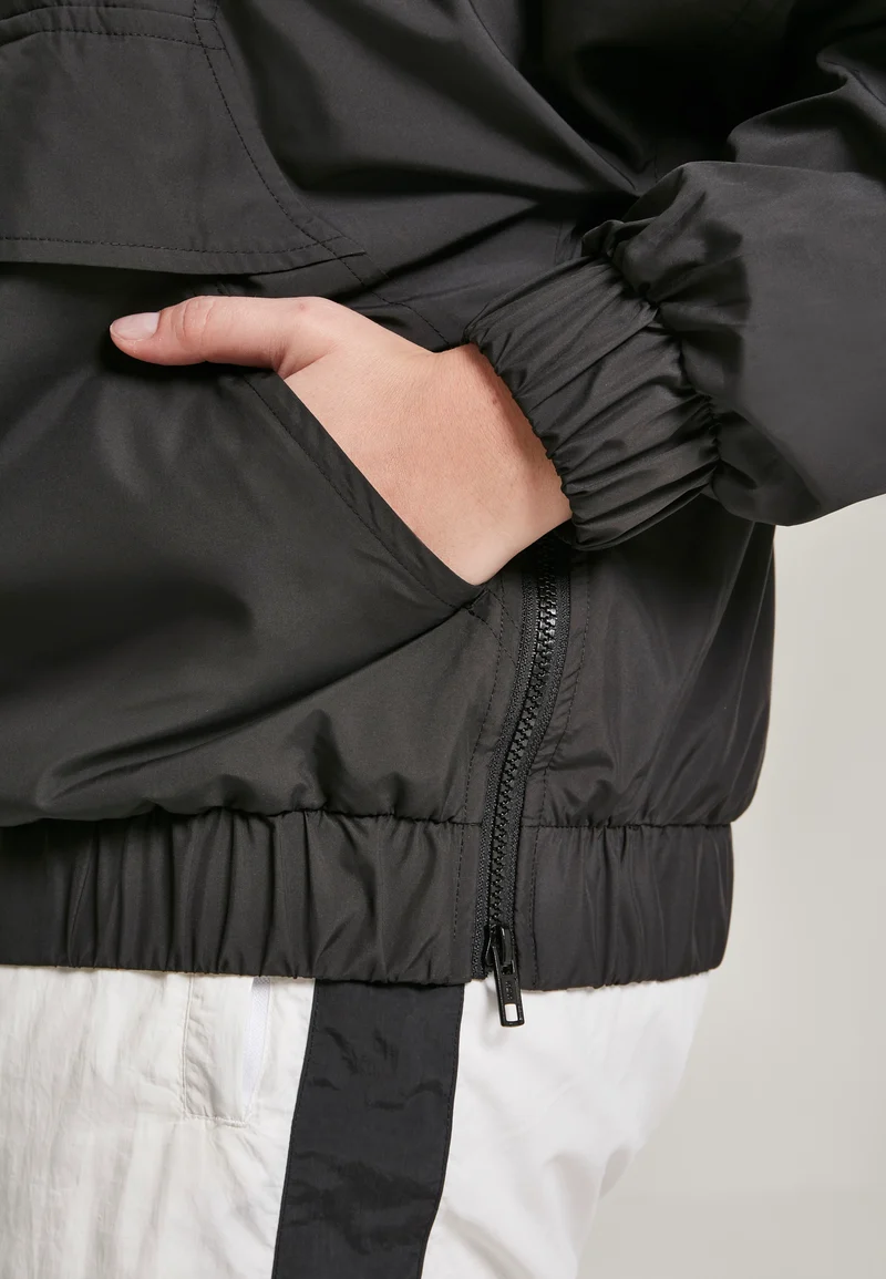 UC Panel Pull Over Jacket