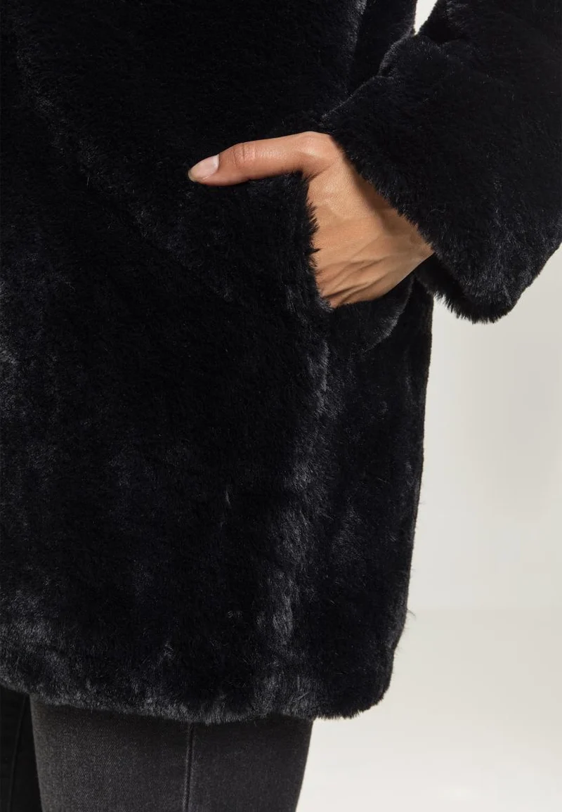 UC Hooded Teddy Coat