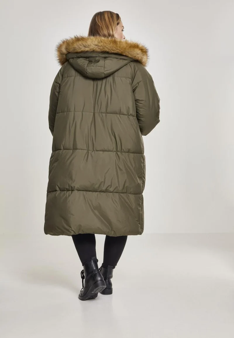 UC Oversize Faux Fur Puffer Coat