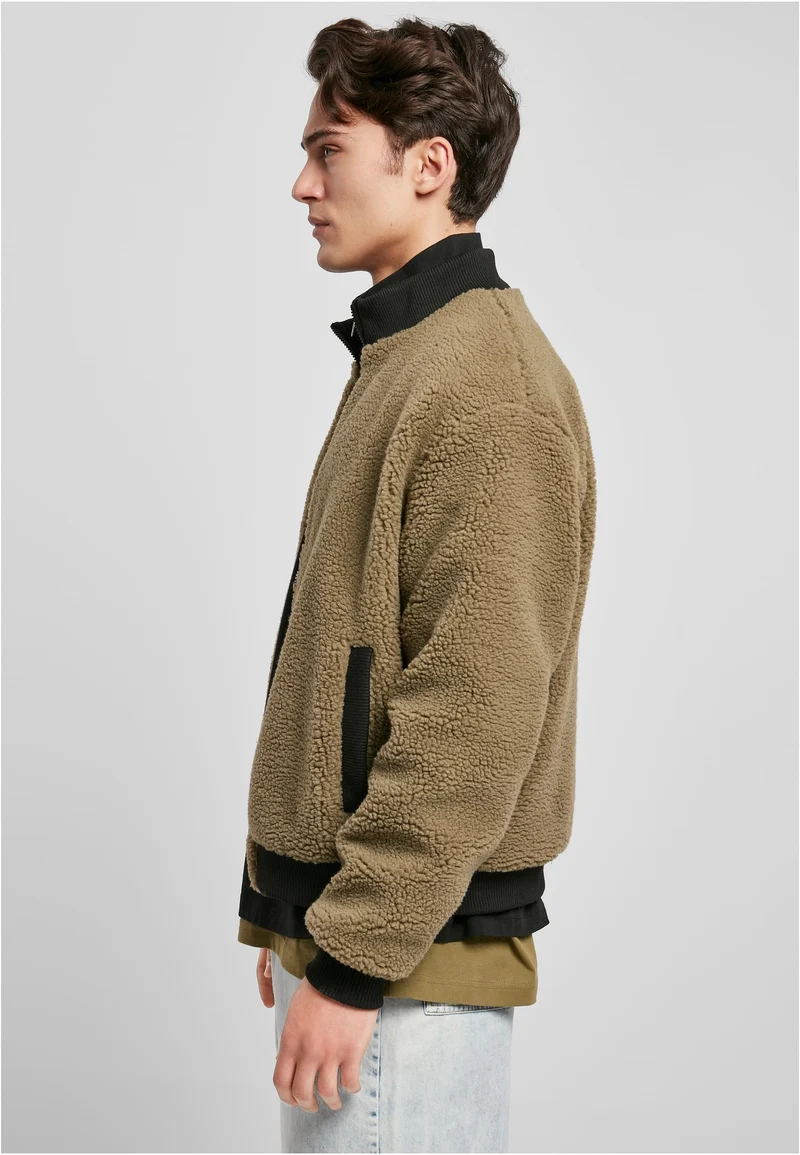 UC Boxy Sherpa Jacket