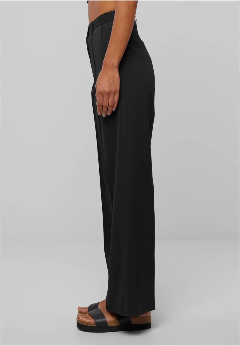 UC Wide Pleated Pants