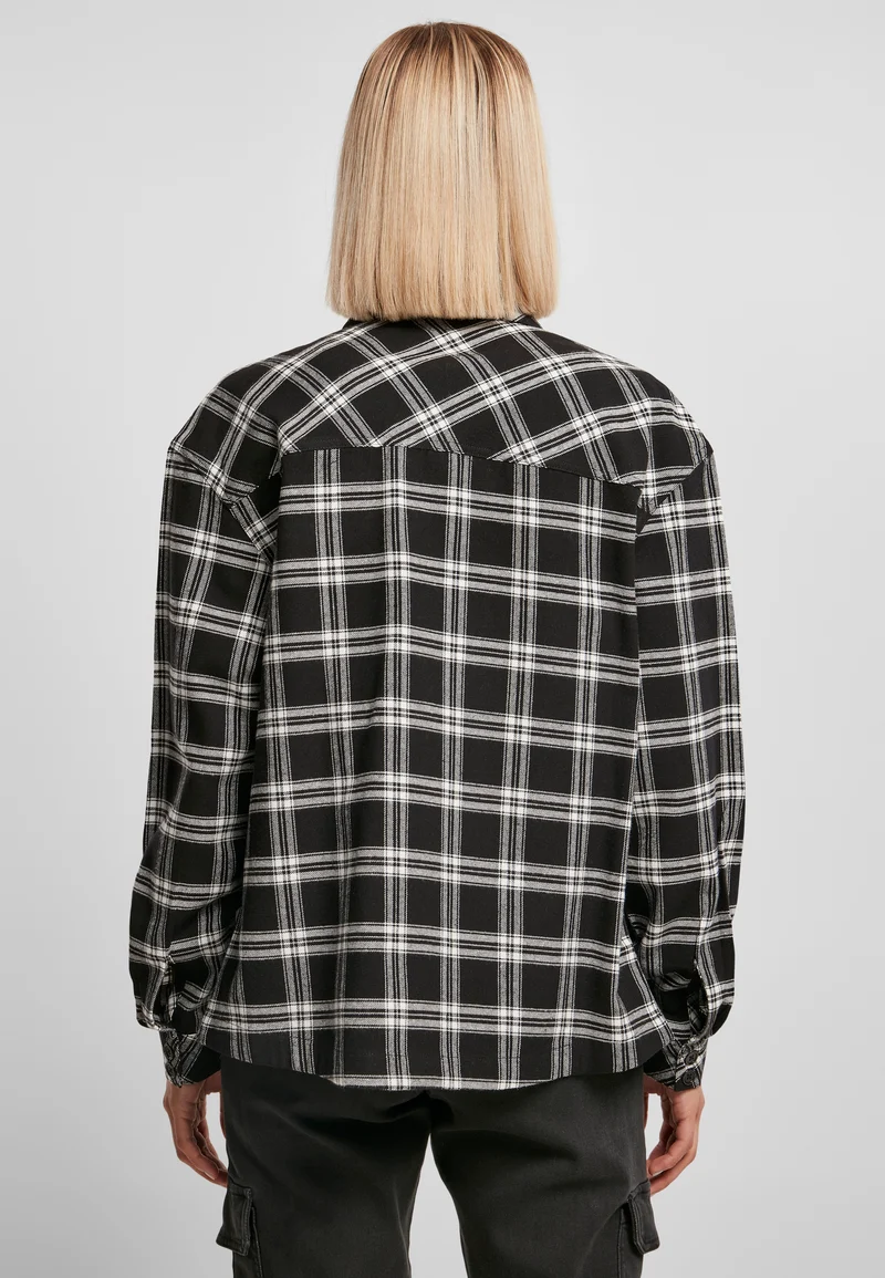 UC Oversized Overshirt