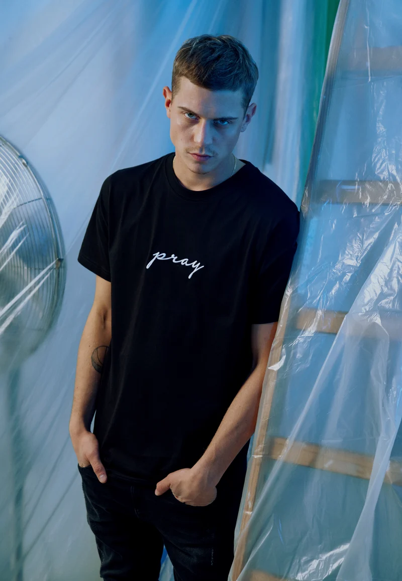 MT Pray EMB Tee