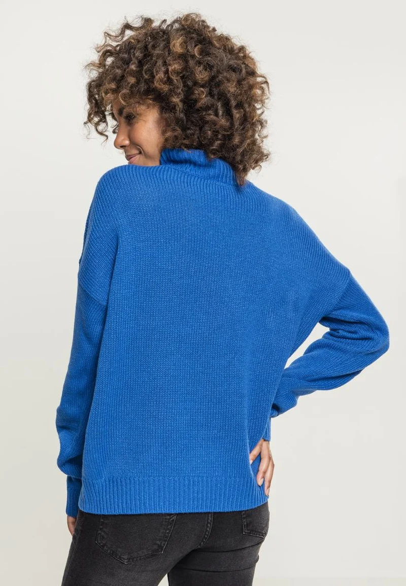 UC Oversize Turtleneck Sweater