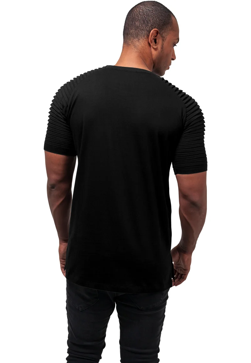 UC Pleat Raglan Tee