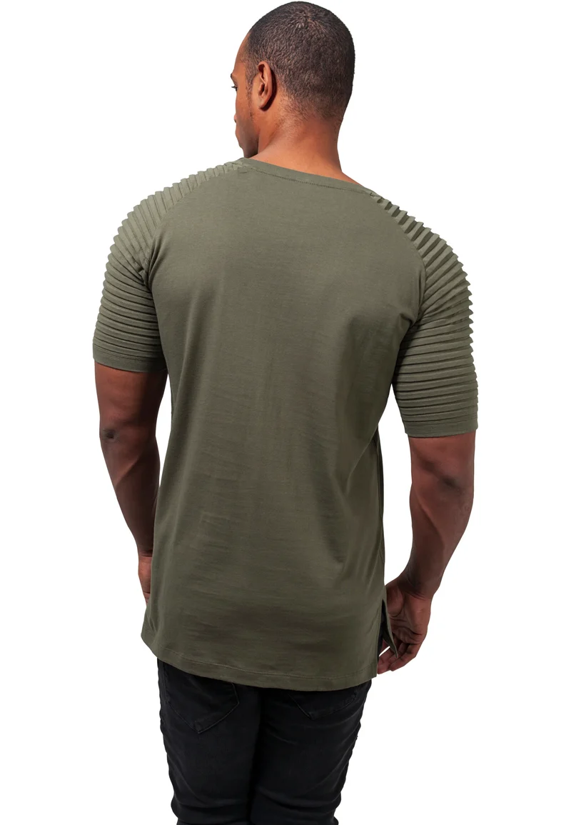 UC Pleat Raglan Tee