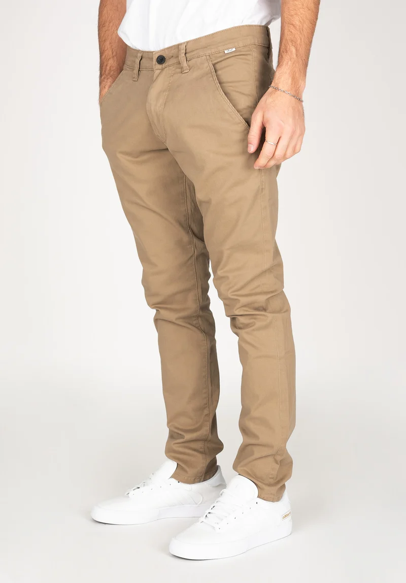 Flex Tapered Chino