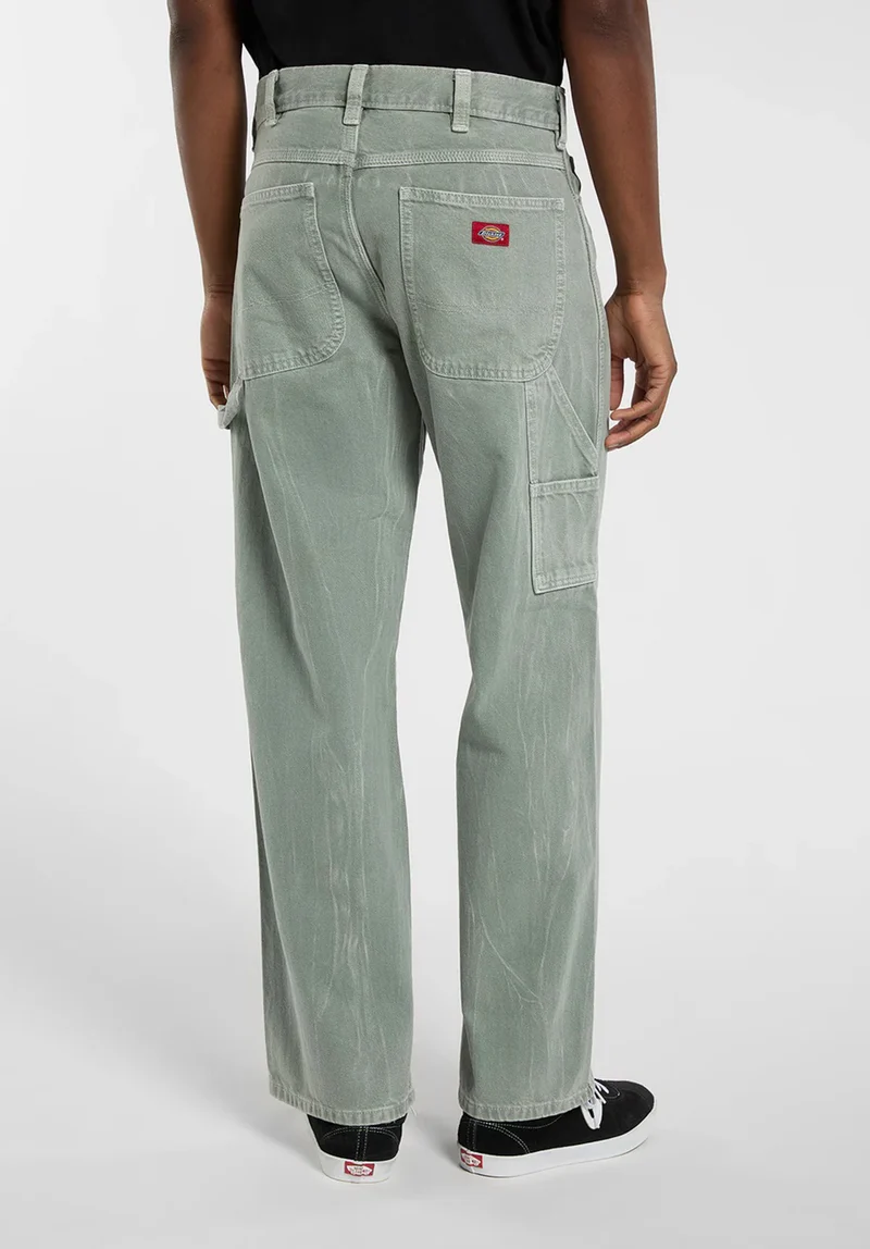 997 Loose Straight Carpenter