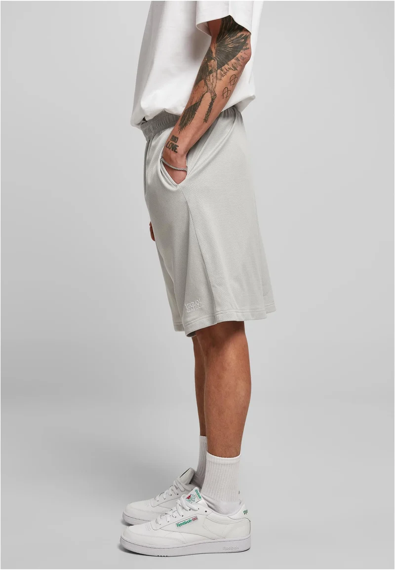 UC Basic Mesh Shorts