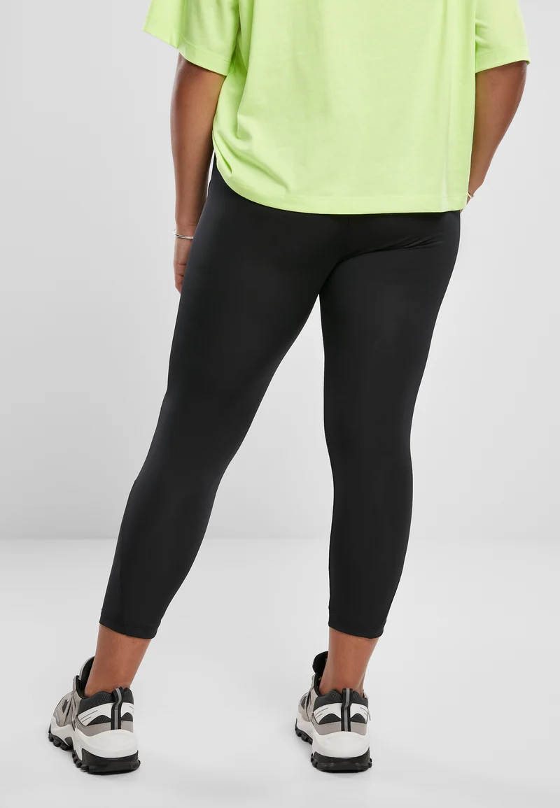 UC Tech Mesh Pedal Pusher Tights