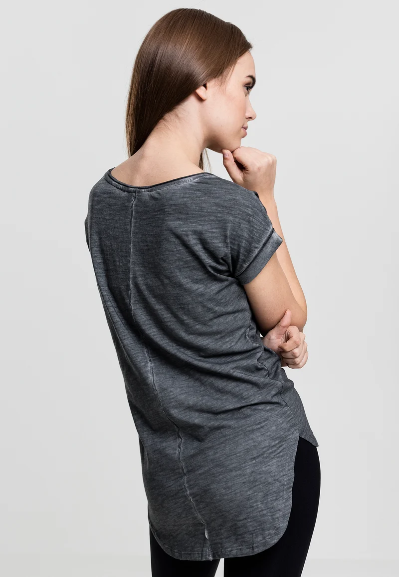 UC Long Back Shaped Spray Dye Tee