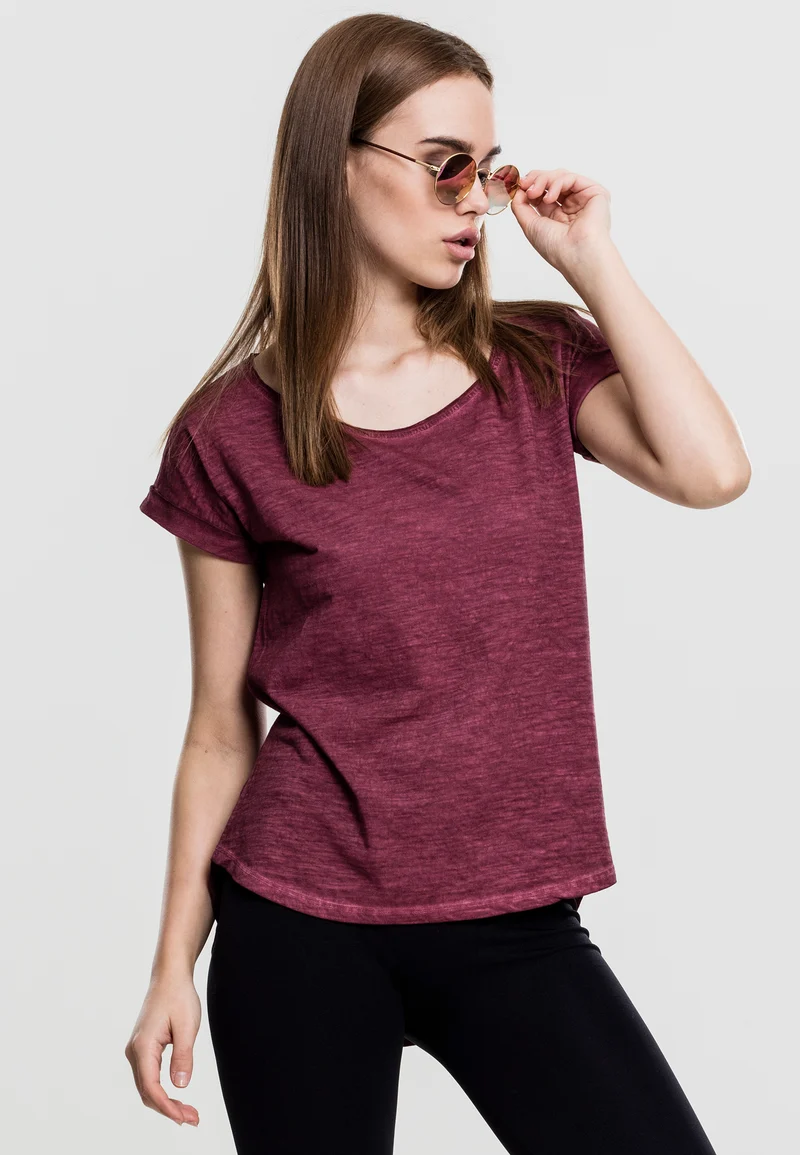 UC Long Back Shaped Spray Dye Tee