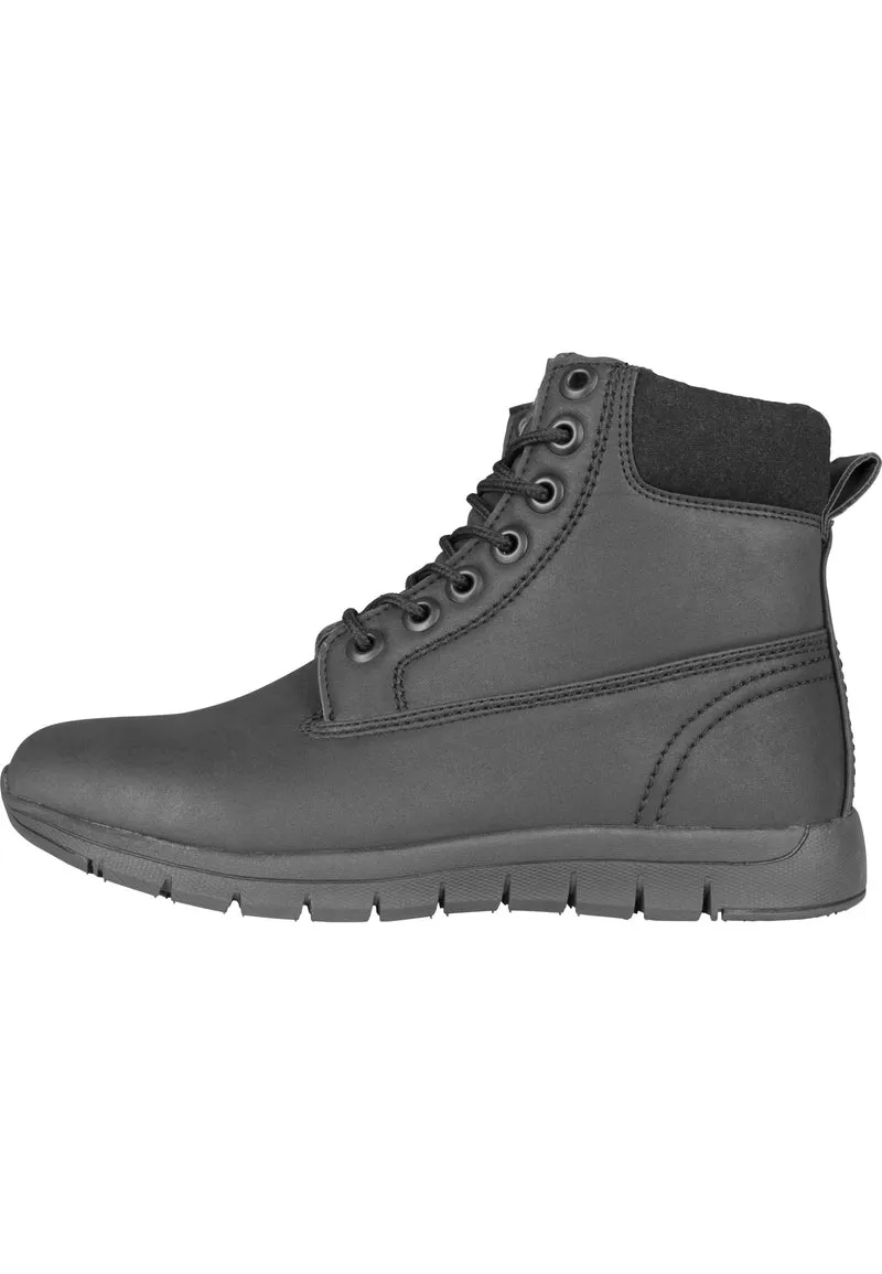 UC Runner Boots