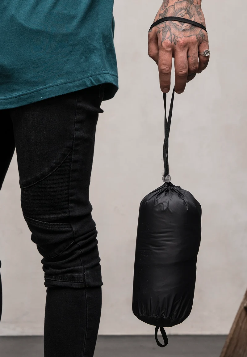 UC Basic Hooded Down Jacket