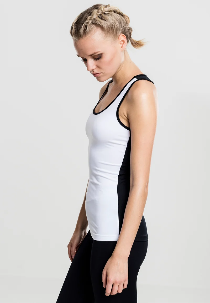 UC Sports Top