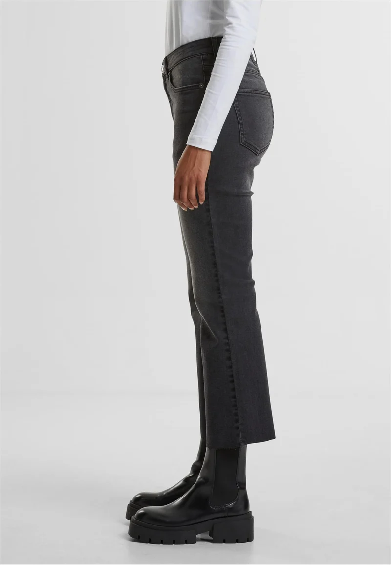 UC Cropped Flared Denim