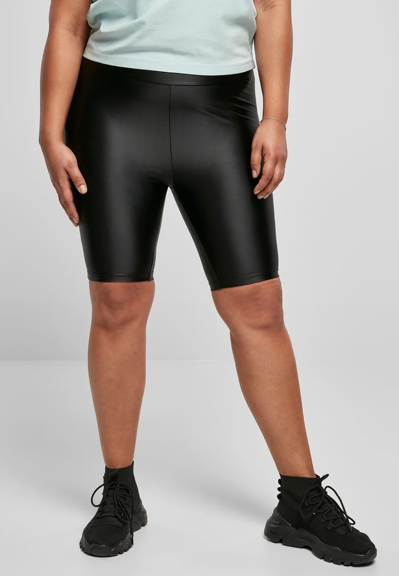UC Highwaist Shiny Metallic Cycle Shorts