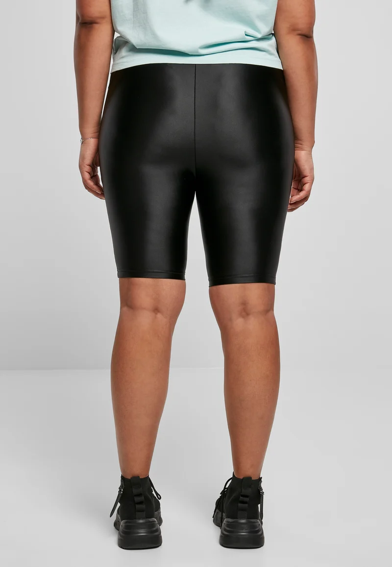 UC Highwaist Shiny Metallic Cycle Shorts