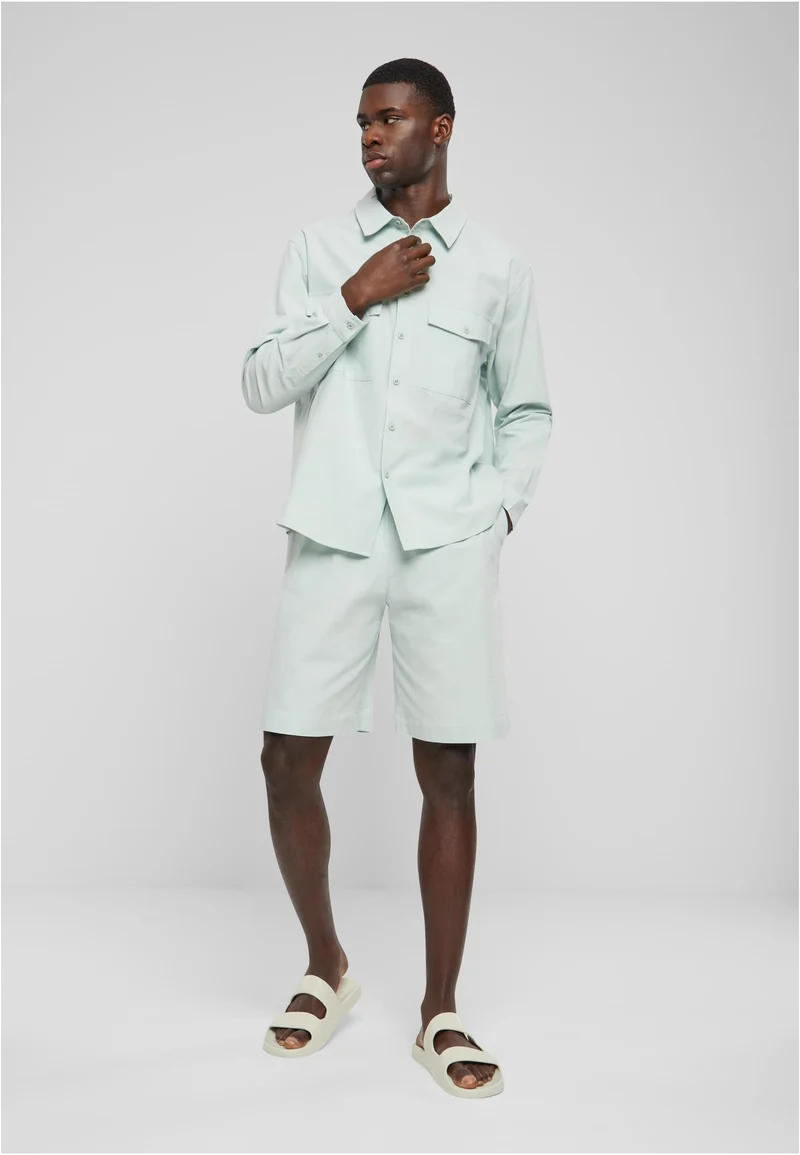 UC Wide Crepe Shorts