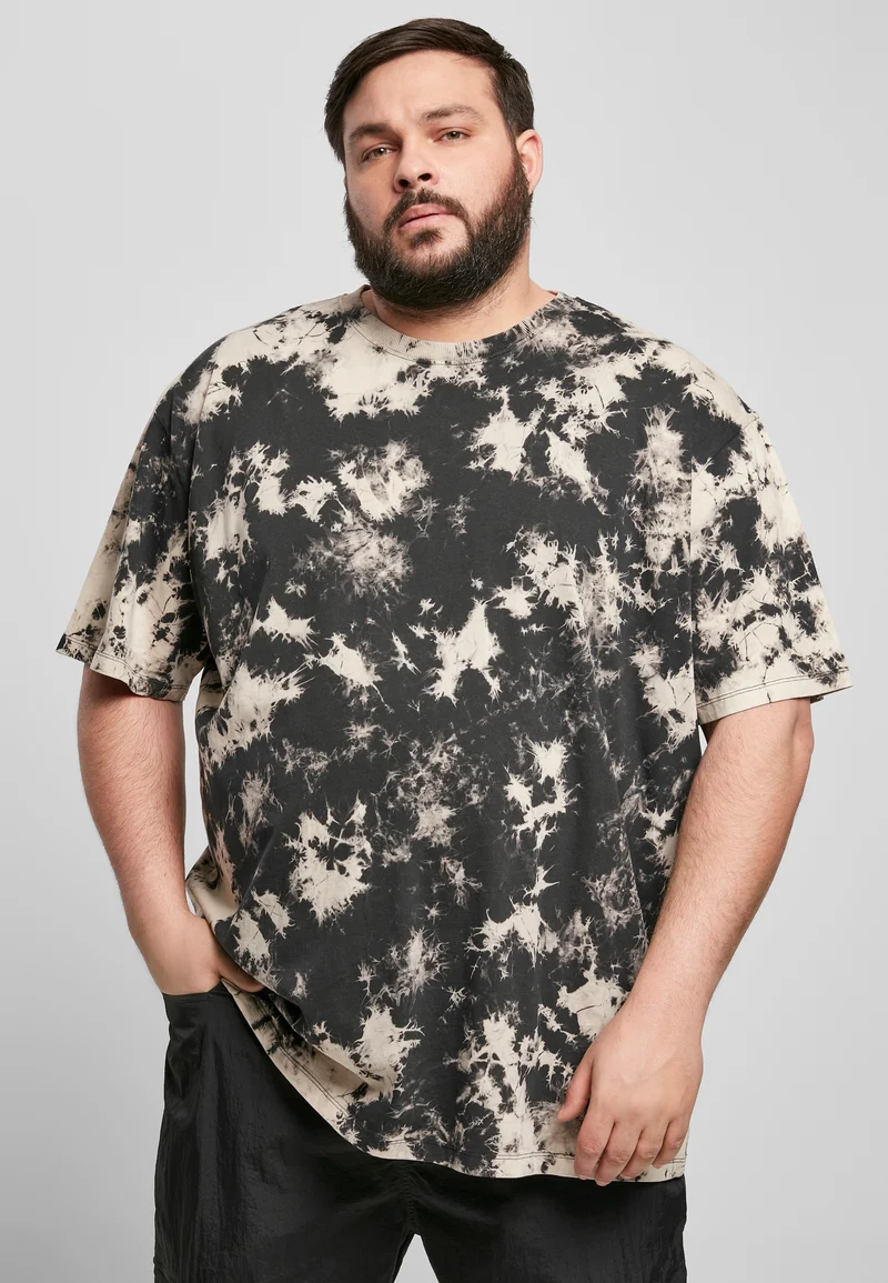 UC Oversized Bleached Tee