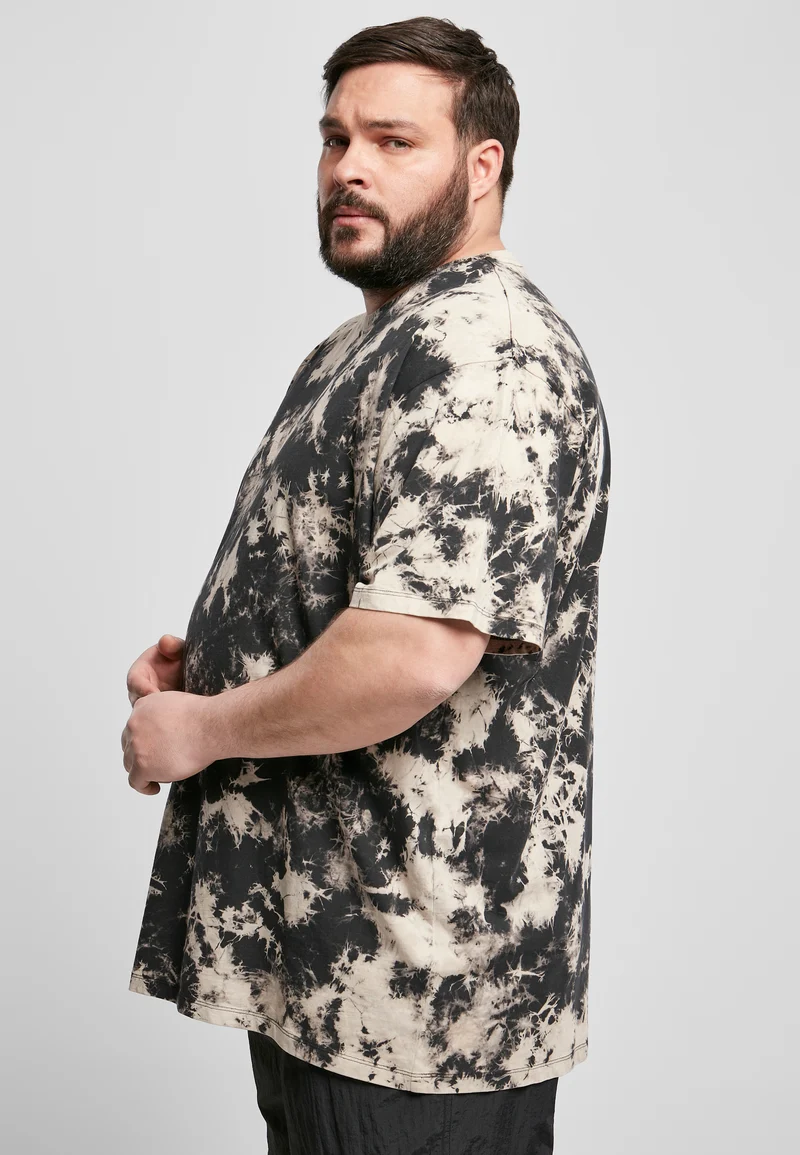 UC Oversized Bleached Tee