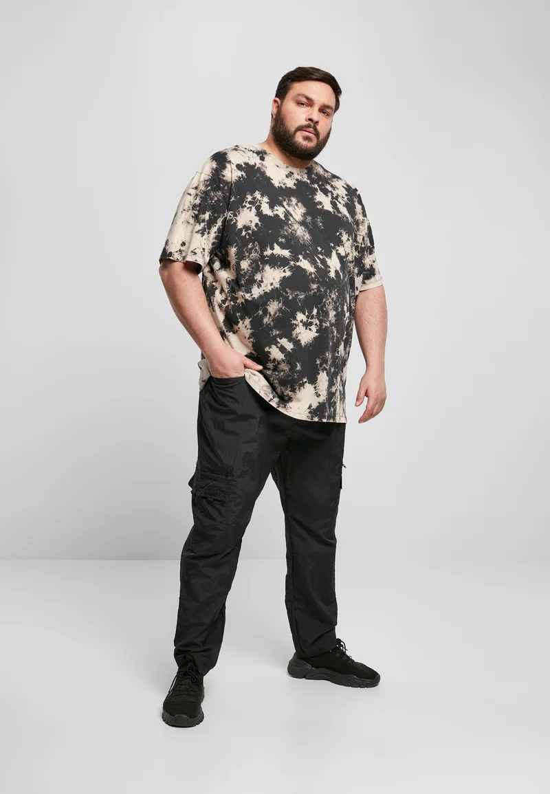 UC Oversized Bleached Tee
