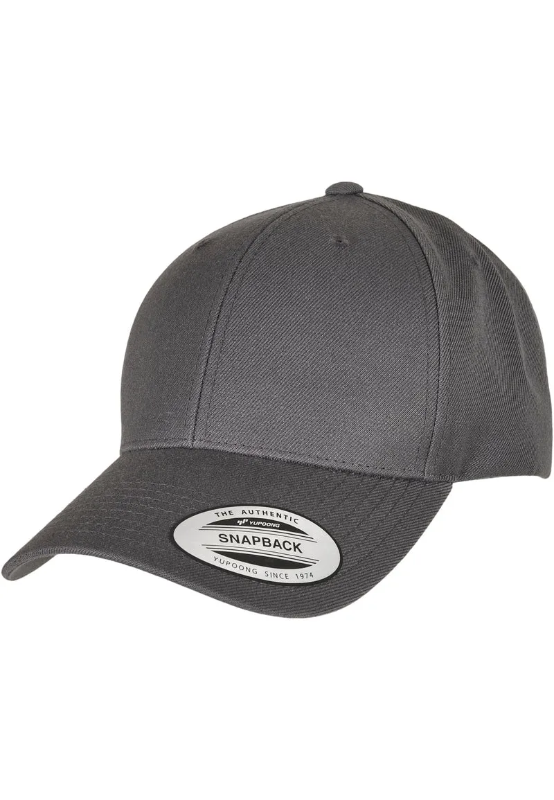 Classic Snapback One Size