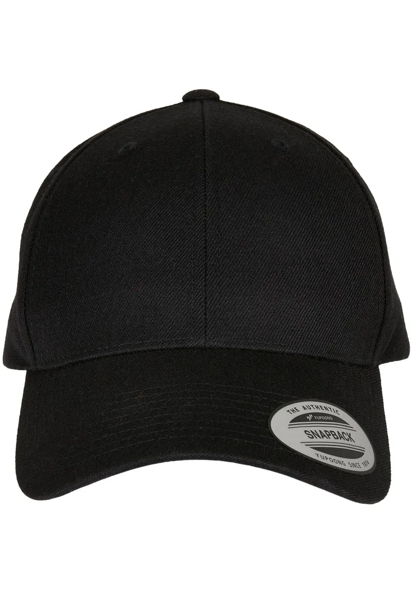 Classic Snapback One Size