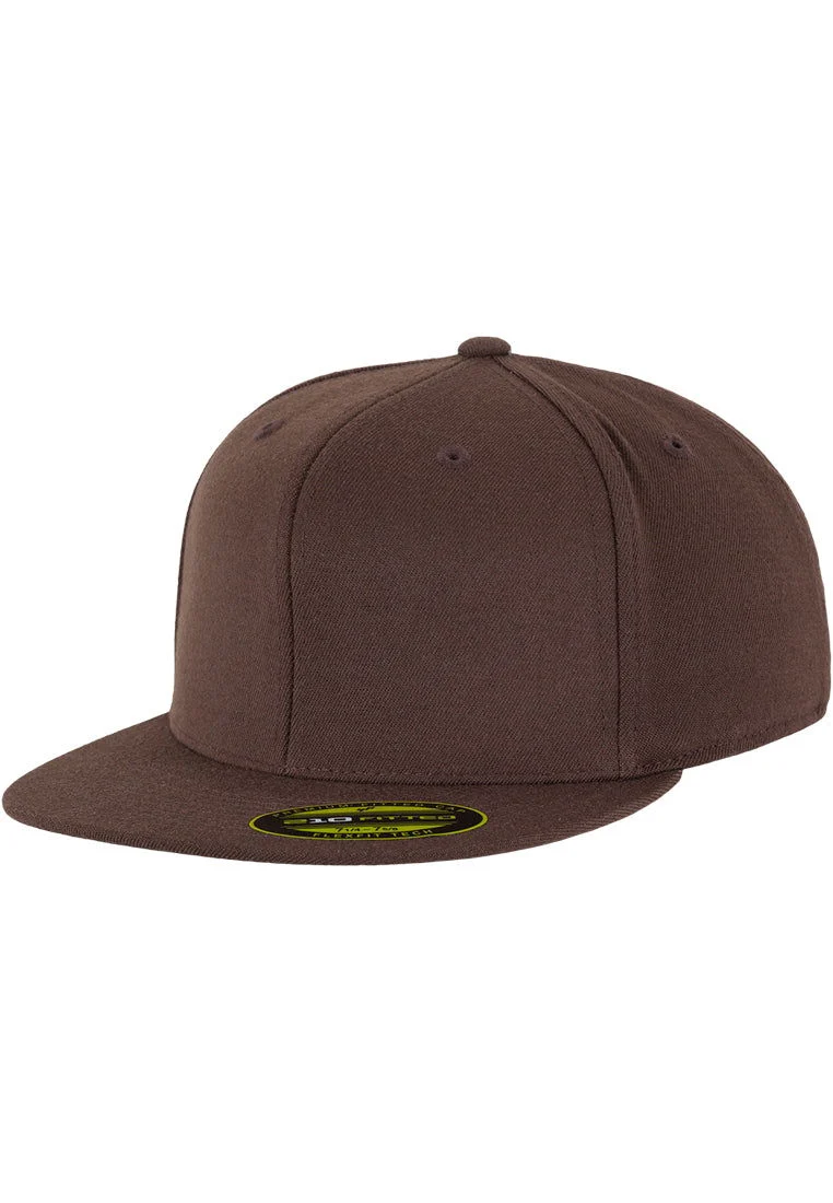 Premium 210 Fitted Cap L/XL