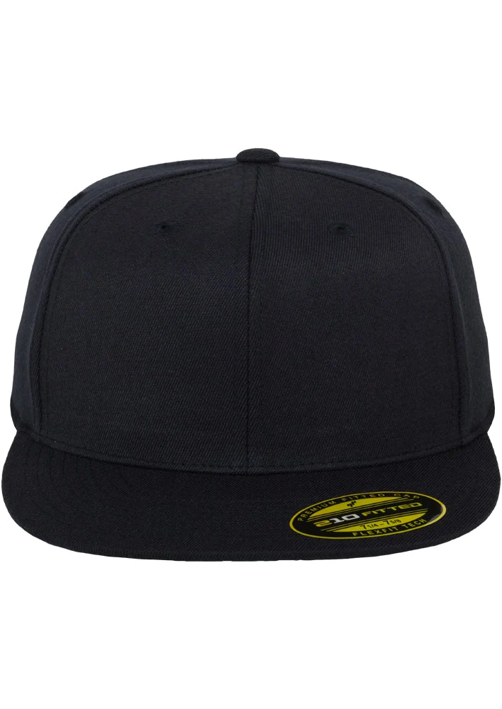 Premium 210 Fitted Cap L/XL