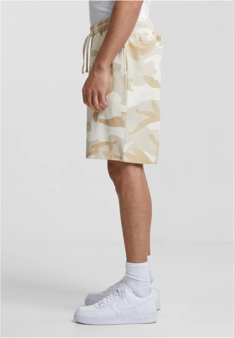 UC Easy Camo Shorts