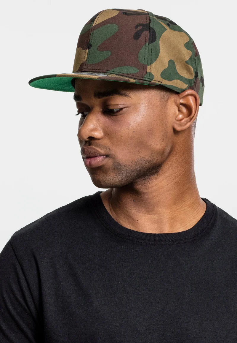 Classic Snapback Camo One Size