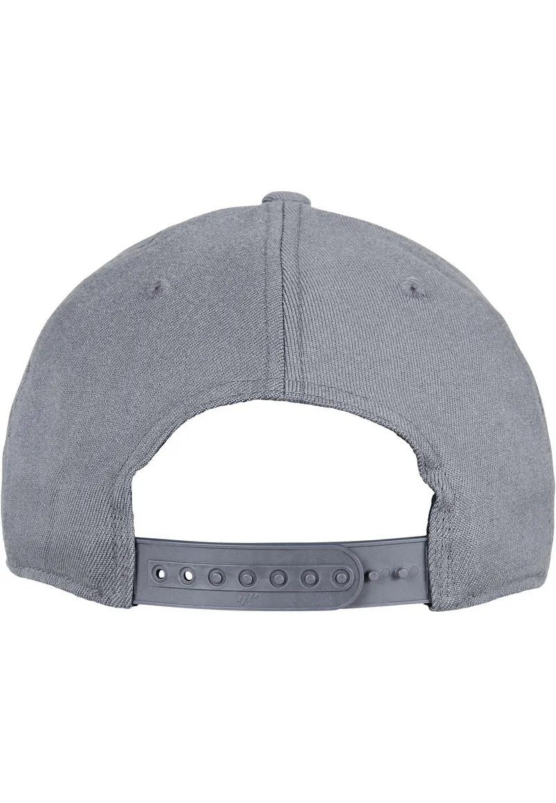 110 Flexfit Fitted Snapback One Size