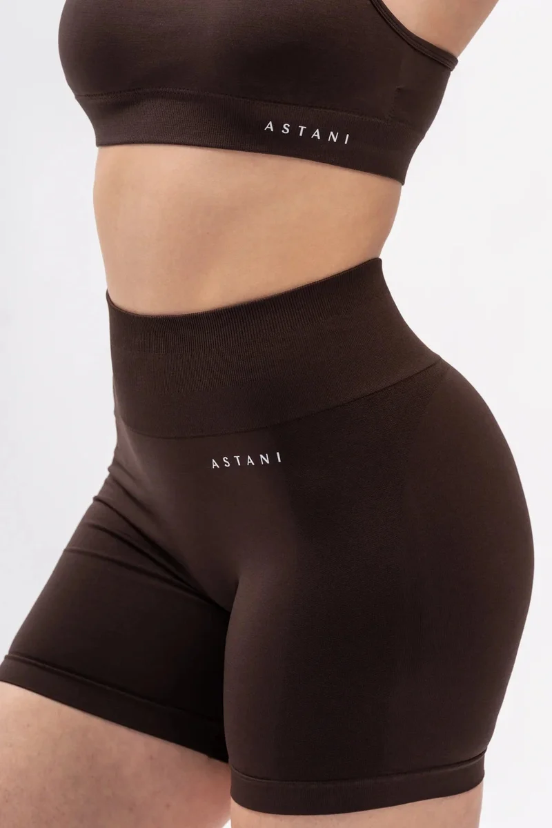 A BLISS Scrunch Shorts - Mörkbrun