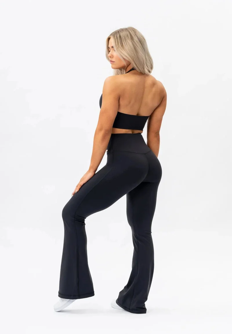 A AURA Flared Tights - Svart