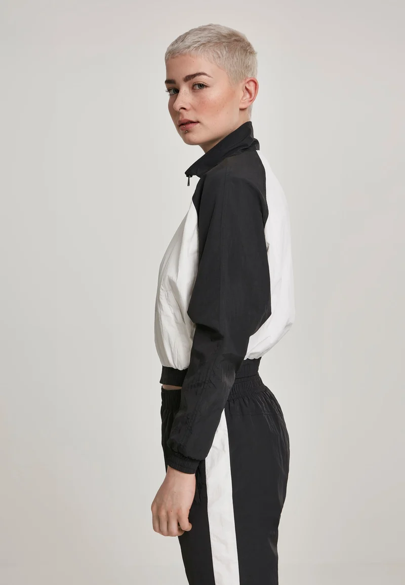 UC Short Raglan Crinkle Batwing Jacket