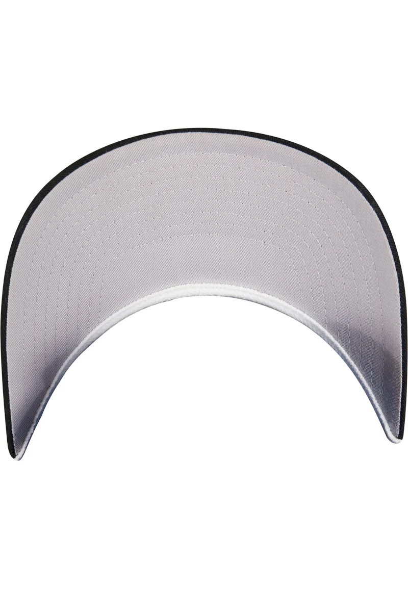 FLEXFIT 110 MESH CAP Snapback One Size